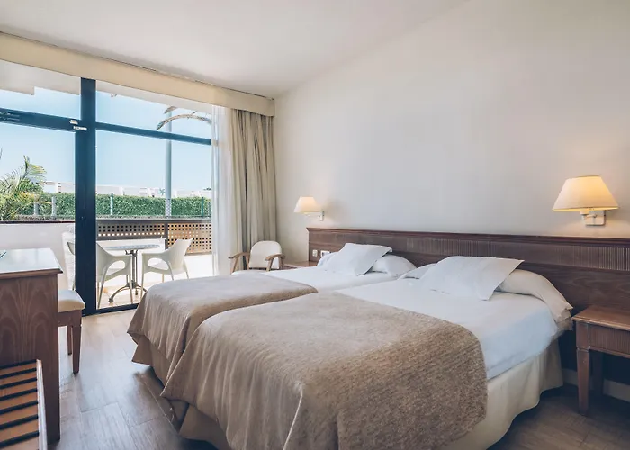 Iberostar Waves Dalias 4* アデヘ