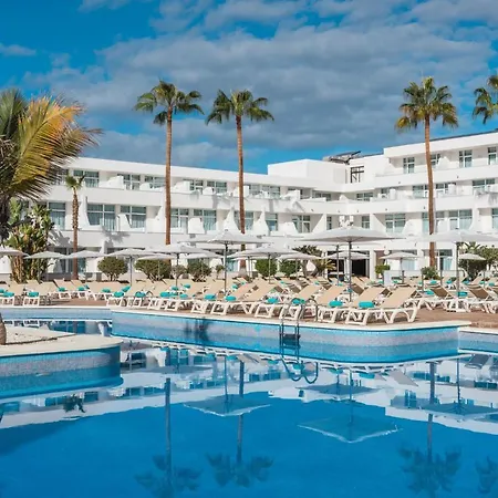 Iberostar Waves Dalias Отель