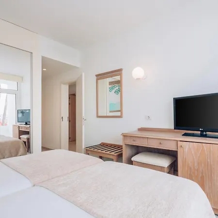 Отель Iberostar Waves Dalias Адехе